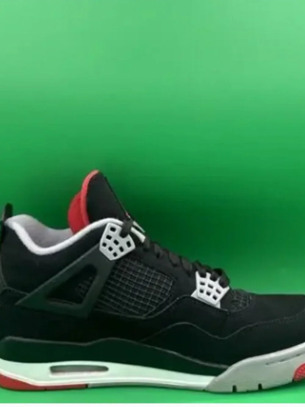 Air Jordan 4 Retro “Bred”